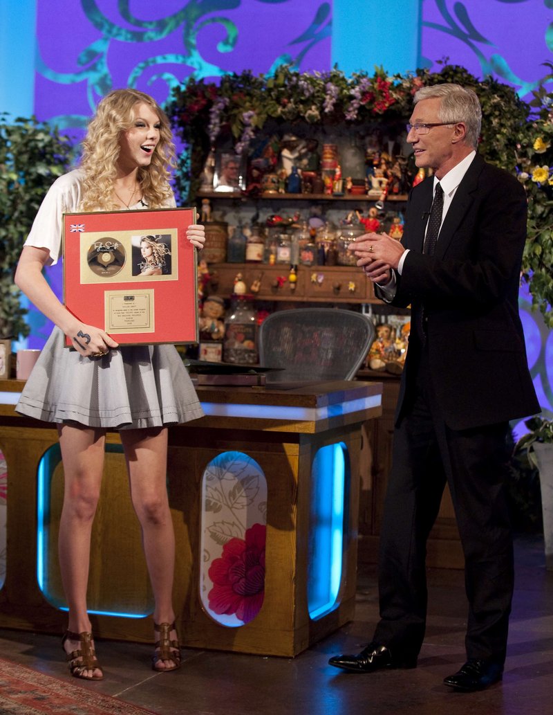 Taylor Swift — The Paul O'Grady Show — photo 34