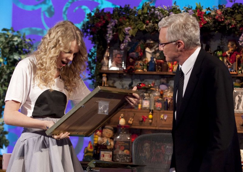 Taylor Swift — The Paul O'Grady Show — photo 39