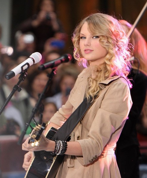 Taylor Swift — The Today Show - May 29th 2009 — photo 7
