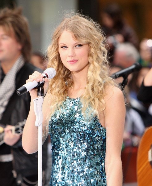 Taylor Swift — The Today Show - May 29th 2009 — photo 10