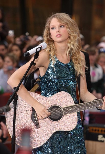 Taylor Swift — The Today Show - May 29th 2009 — photo 14