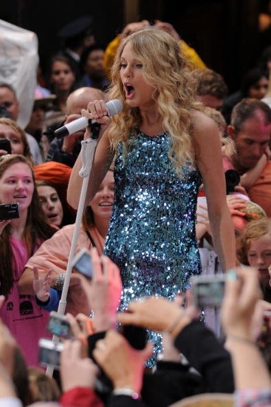 Taylor Swift — The Today Show - May 29th 2009 — photo 28