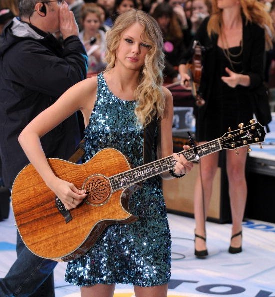 Taylor Swift — The Today Show - May 29th 2009 — photo 49