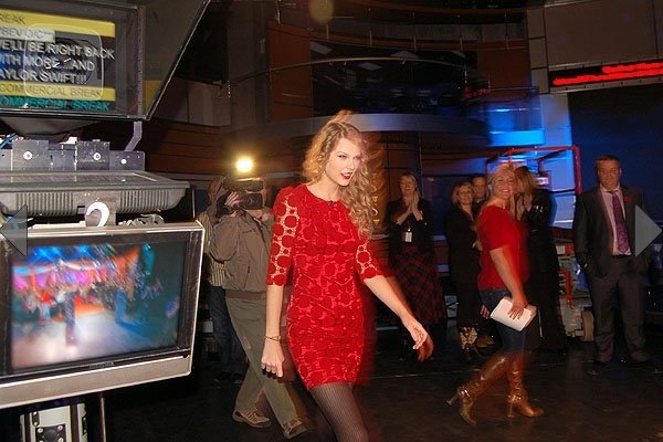 Taylor Swift at Canada AM — photo 9