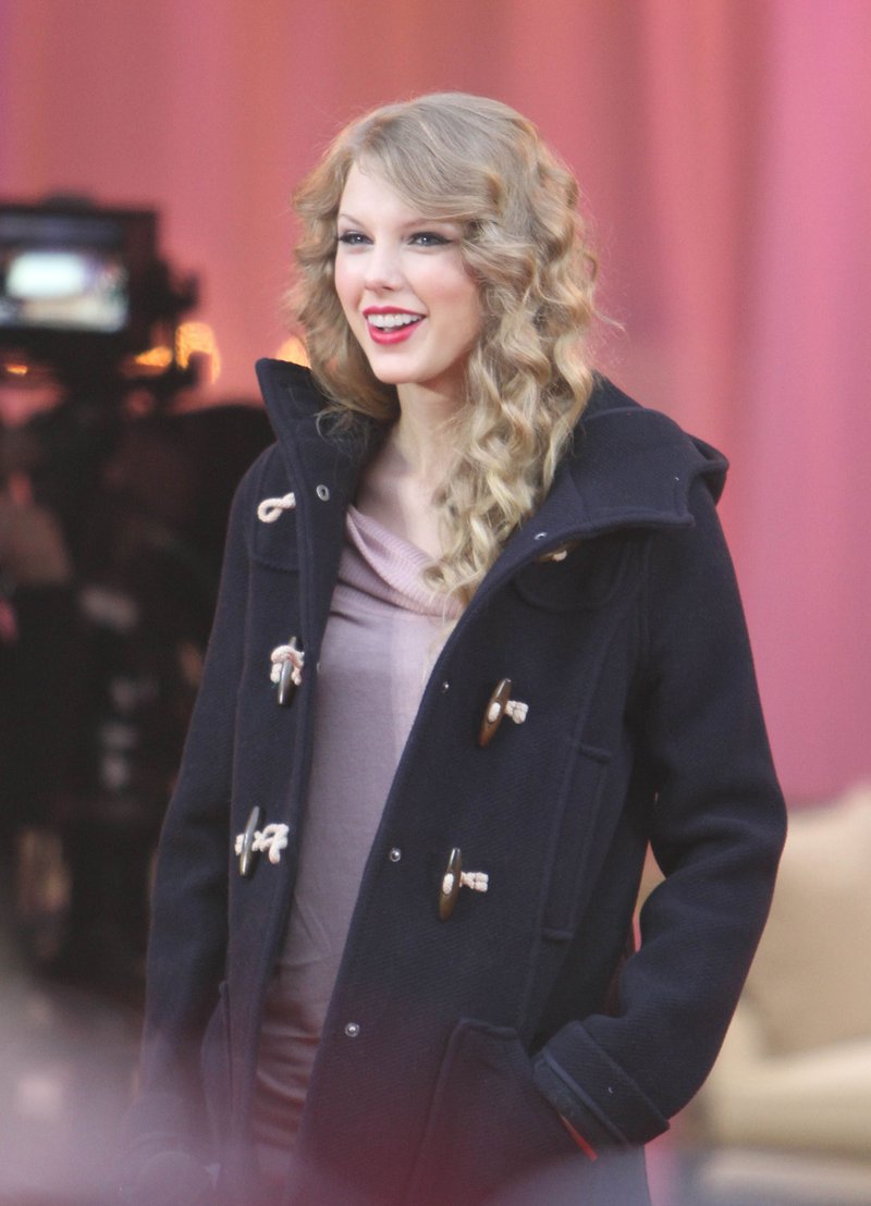 Taylor Swift at MuchMusic — photo 17