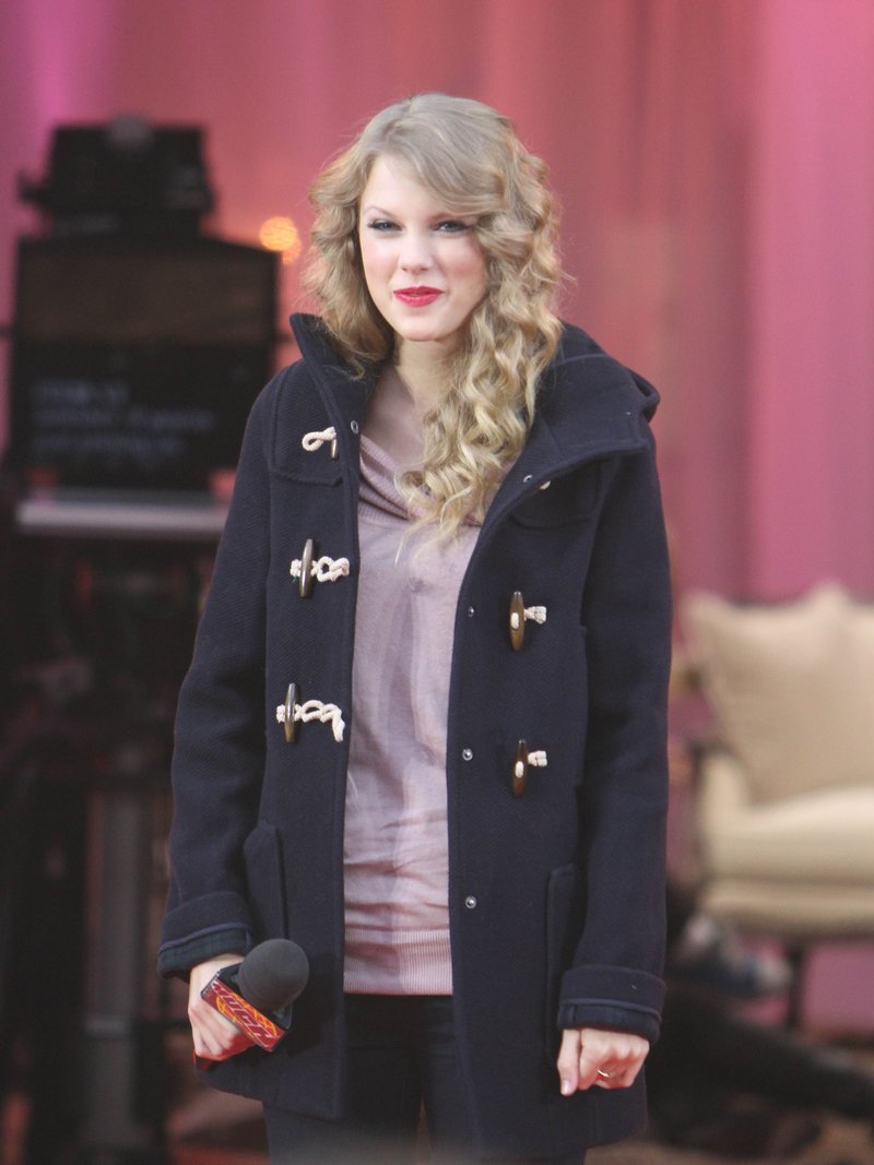 Taylor Swift at MuchMusic — photo 21
