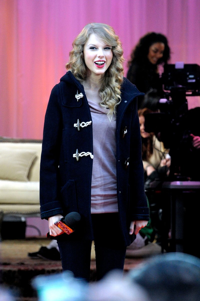 Taylor Swift at MuchMusic — photo 30