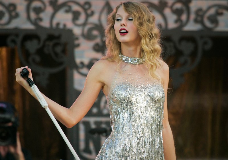 Taylor Swift at NFL Opening Kickoff — photo 4