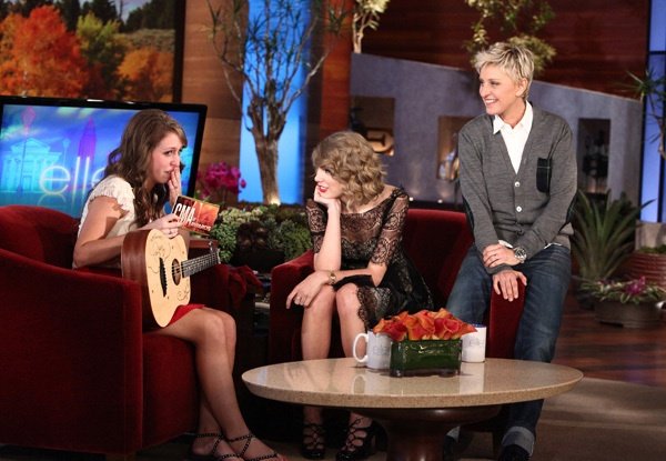 Taylor Swift at The Ellen Degeneres Show — photo 5