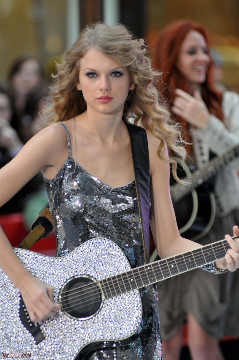 Taylor Swift at The Today Show — photo 171