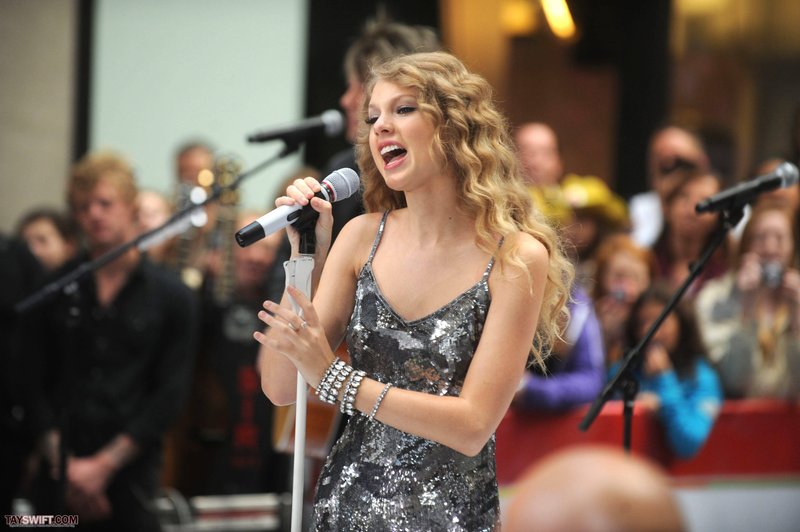 Taylor Swift at The Today Show — photo 195