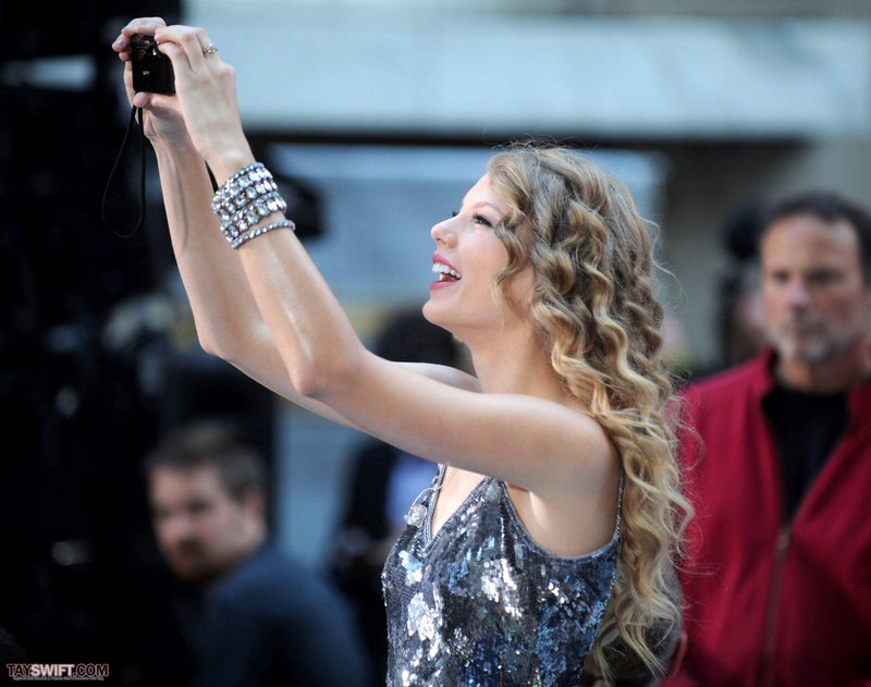 Taylor Swift at The Today Show — photo 237