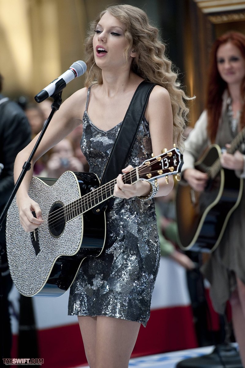 Taylor Swift at The Today Show — photo 248