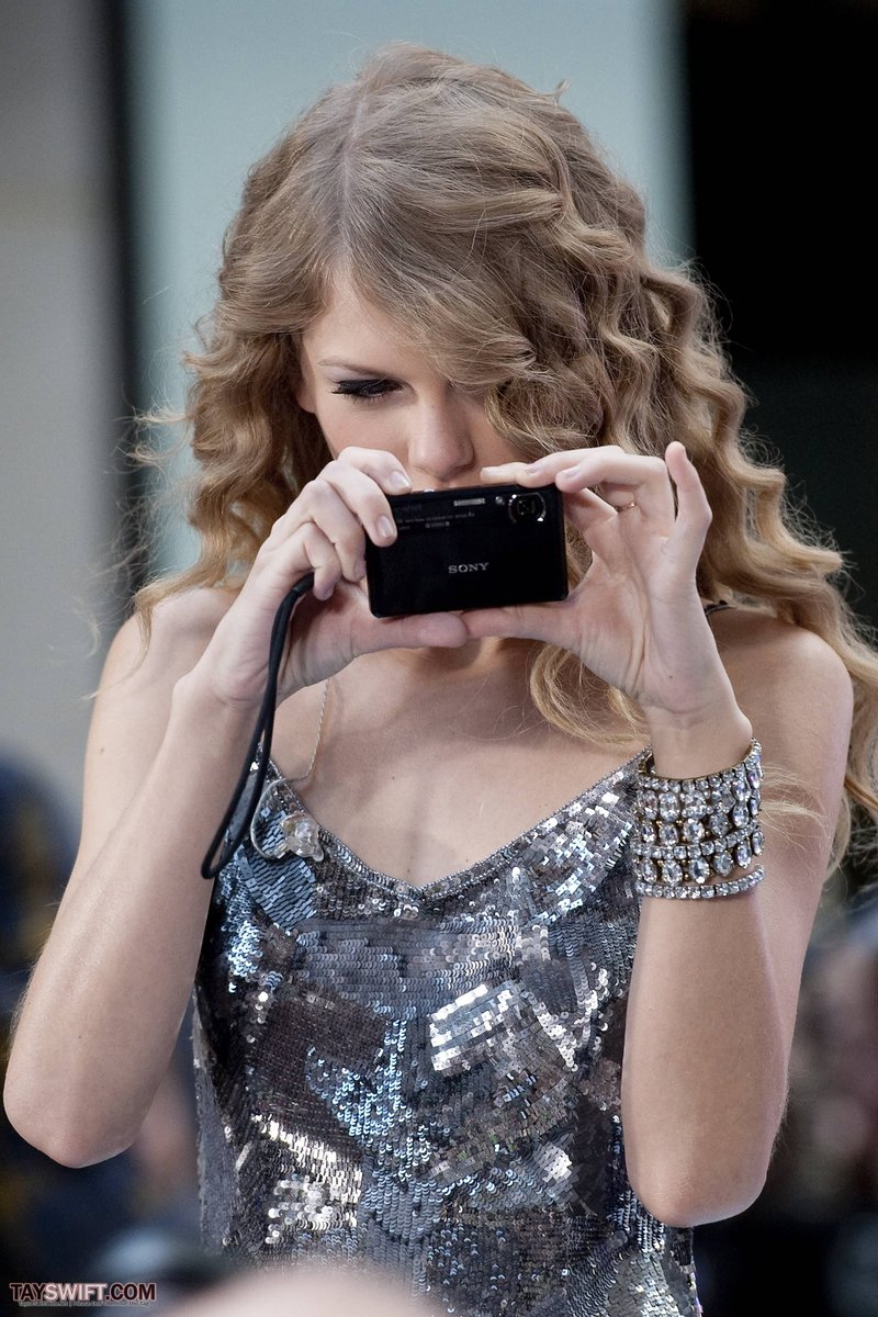 Taylor Swift at The Today Show — photo 257