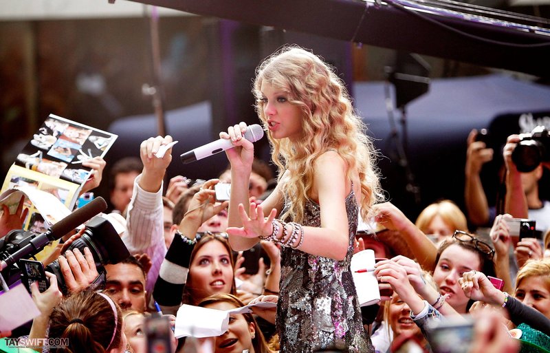 Taylor Swift at The Today Show — photo 277