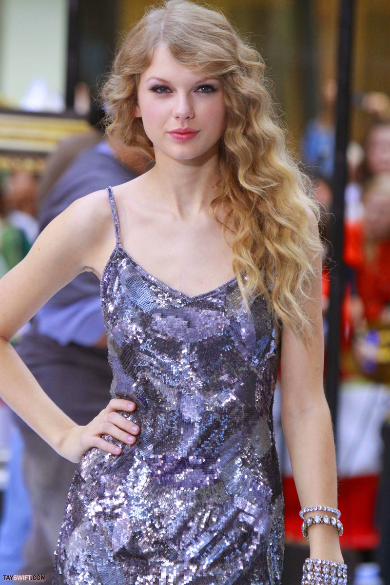 Taylor Swift at The Today Show — photo 407