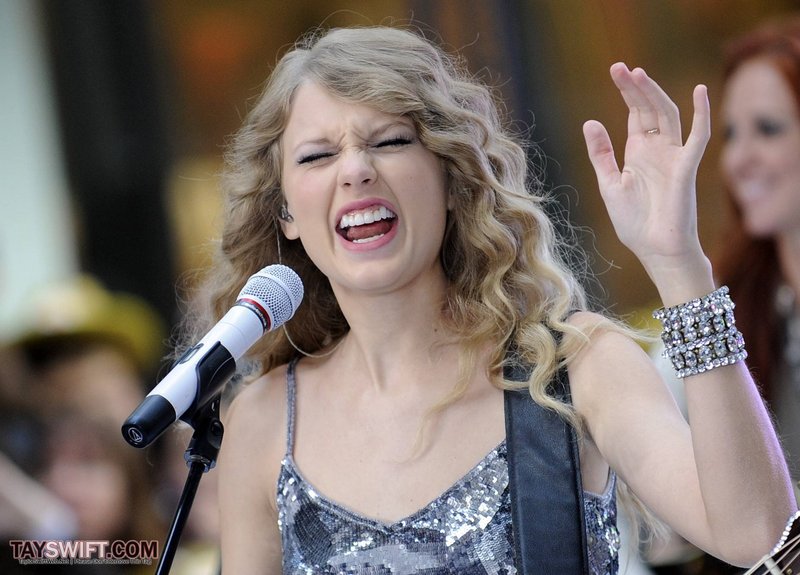 Taylor Swift at The Today Show — photo 421