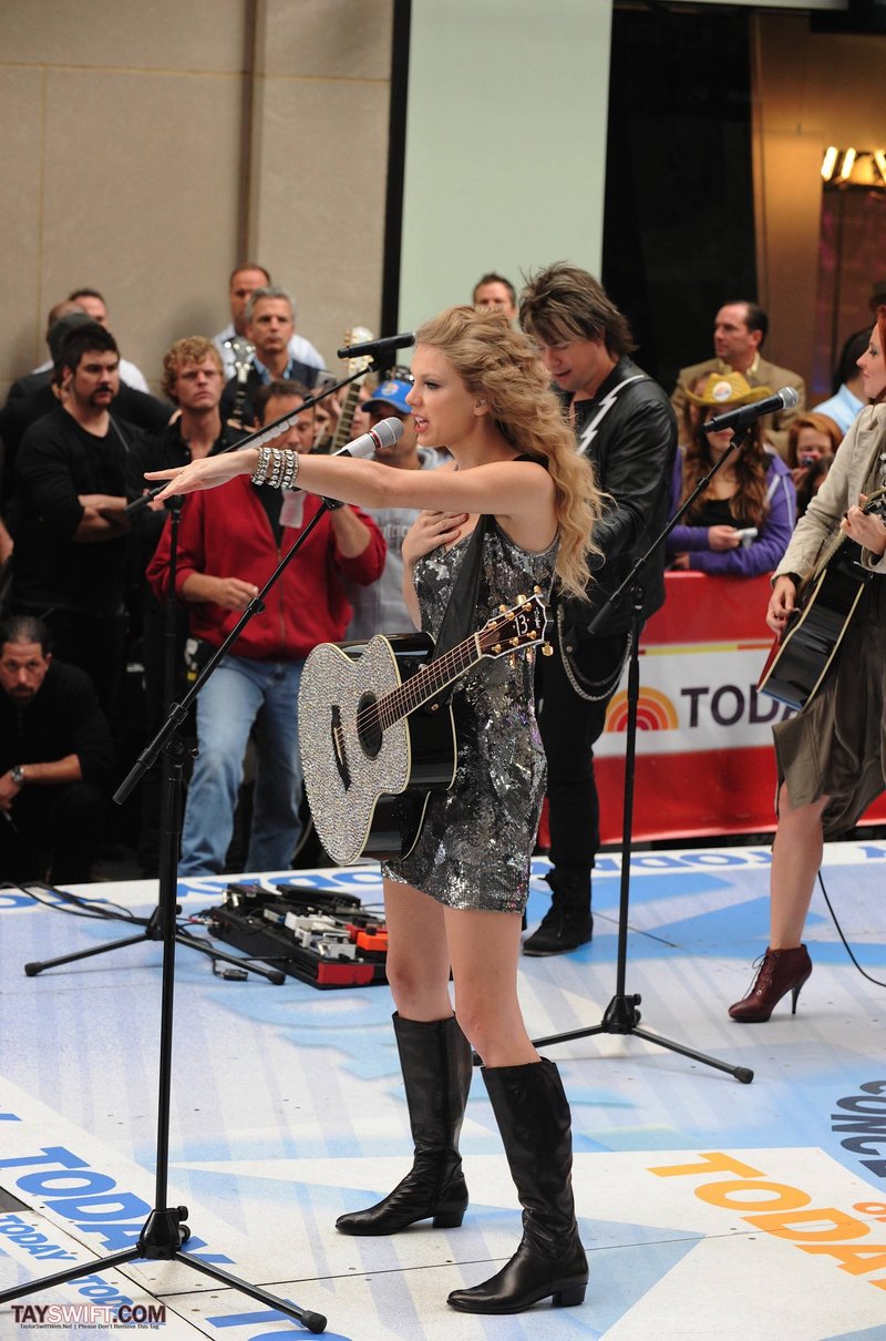 Taylor Swift at The Today Show — photo 456