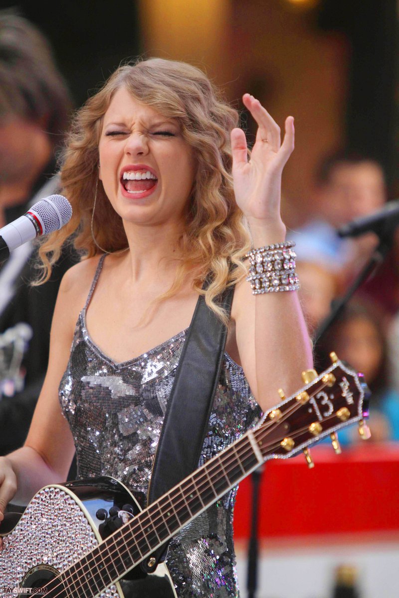 Taylor Swift at The Today Show — photo 488