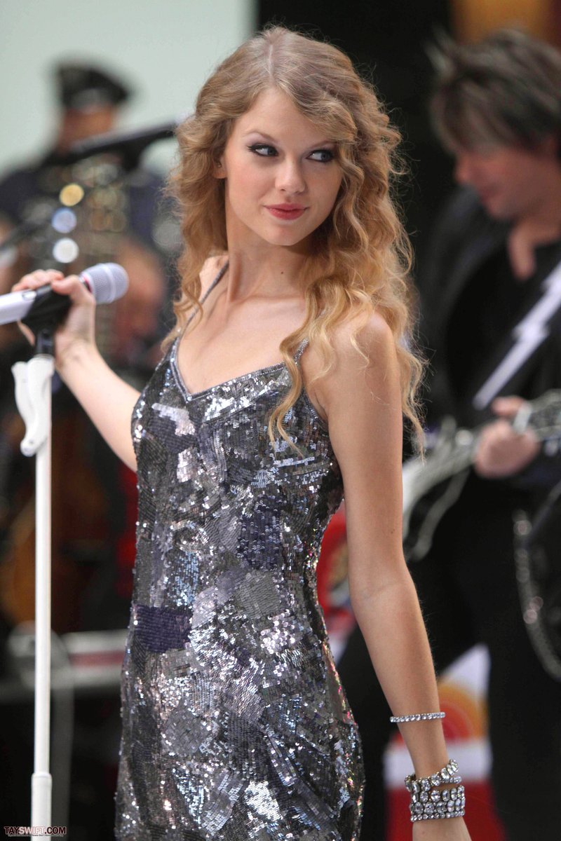 Taylor Swift at The Today Show — photo 495