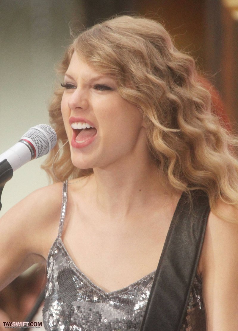 Taylor Swift at The Today Show — photo 522
