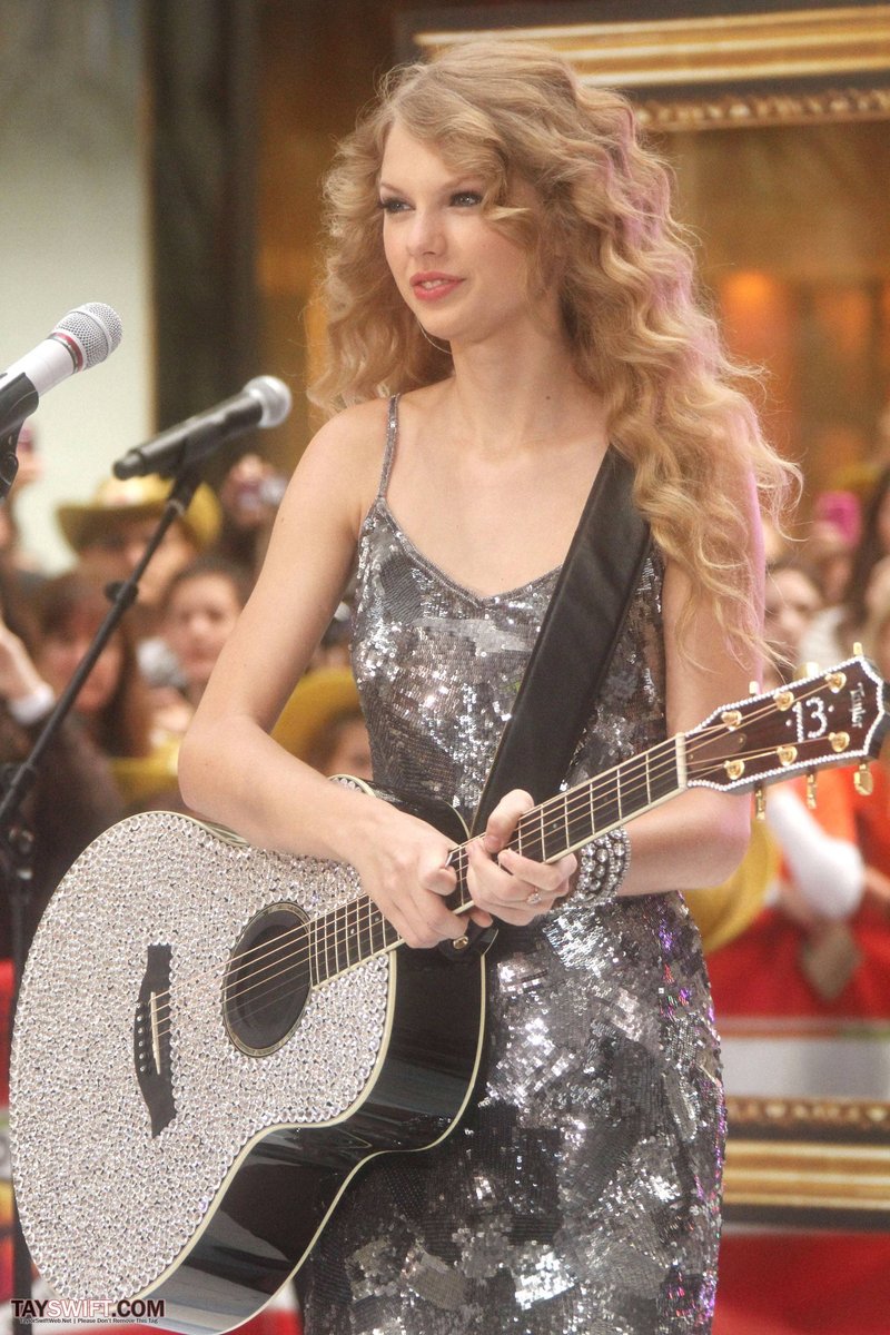Taylor Swift at The Today Show — photo 530