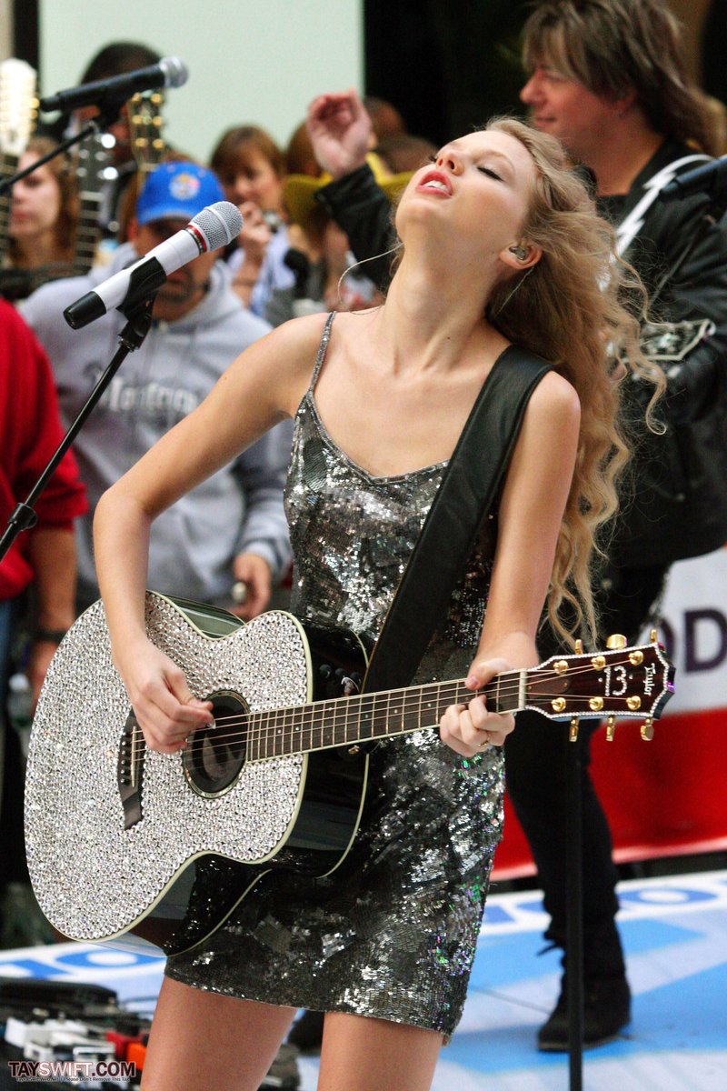 Taylor Swift at The Today Show — photo 546