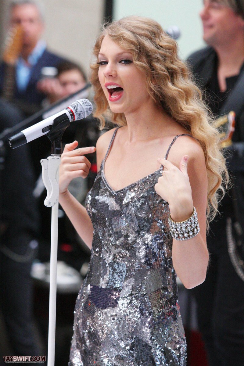 Taylor Swift at The Today Show — photo 547