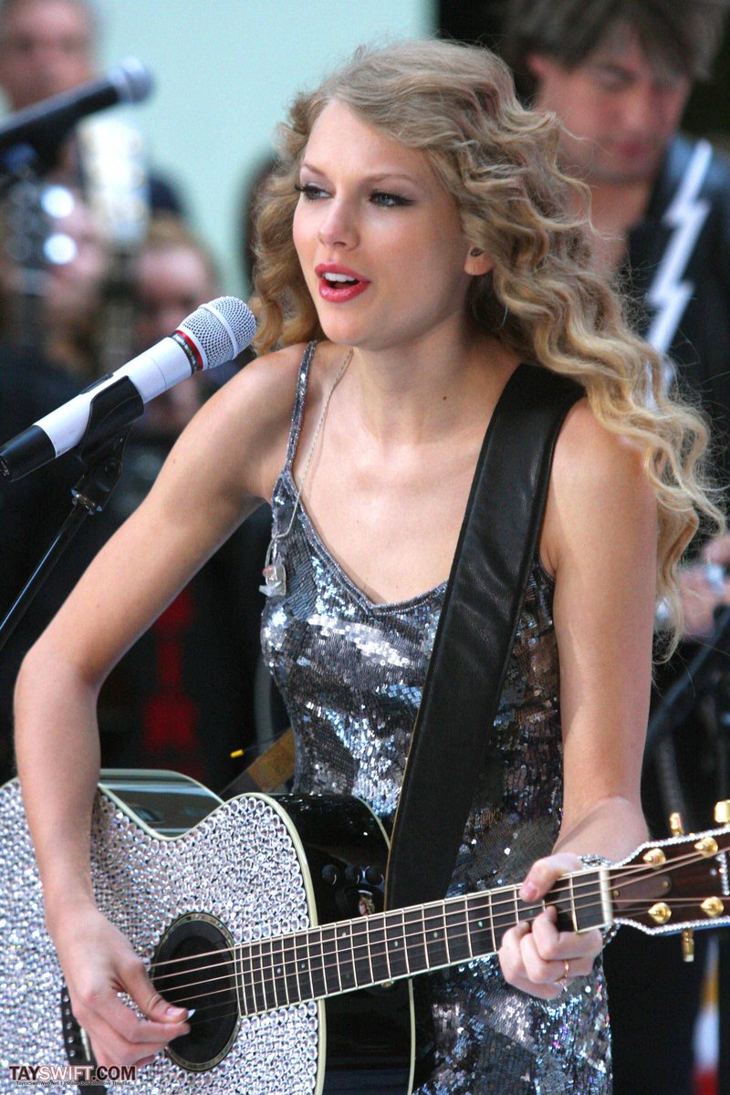 Taylor Swift at The Today Show — photo 554