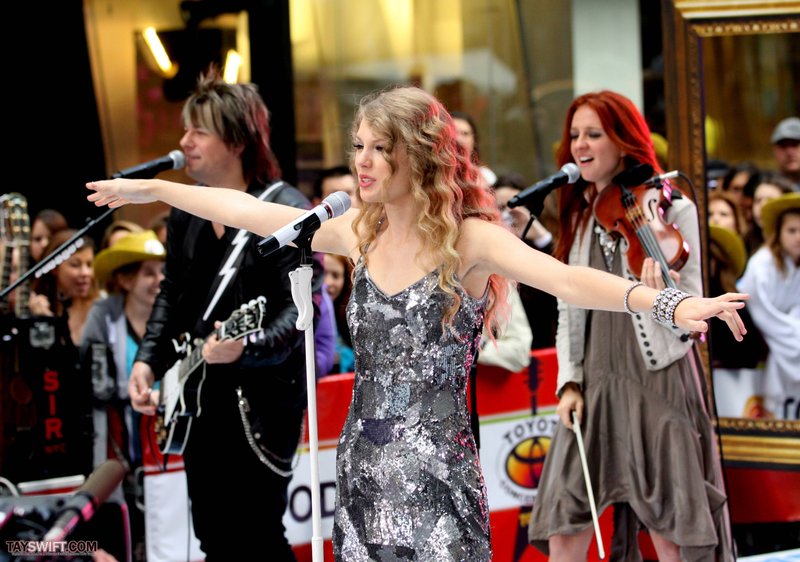 Taylor Swift at The Today Show — photo 614