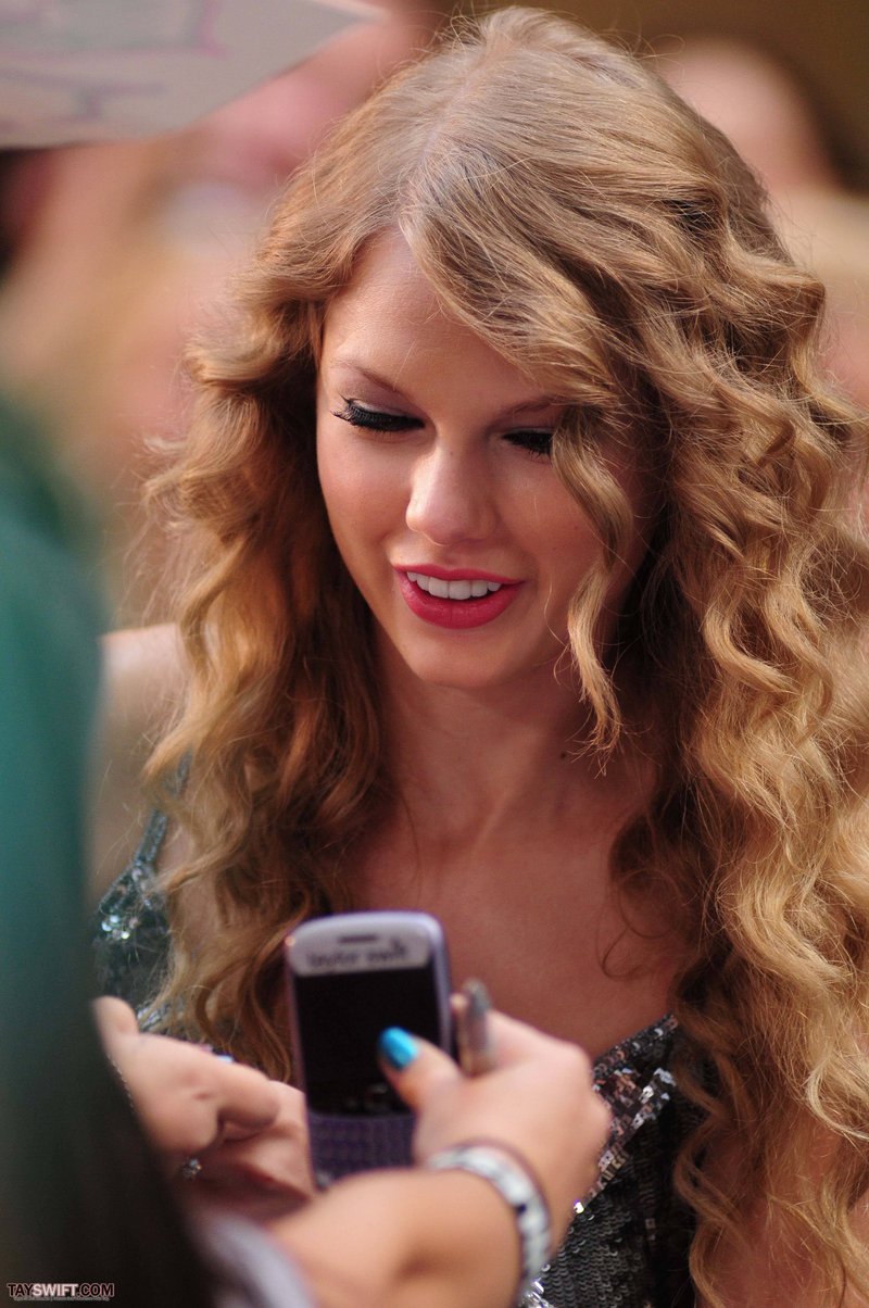 Taylor Swift at The Today Show — photo 677