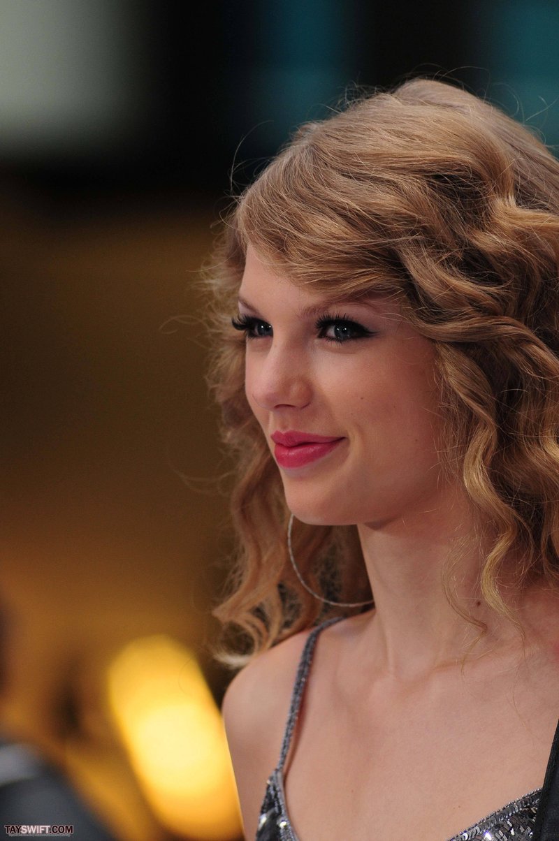 Taylor Swift at The Today Show — photo 678