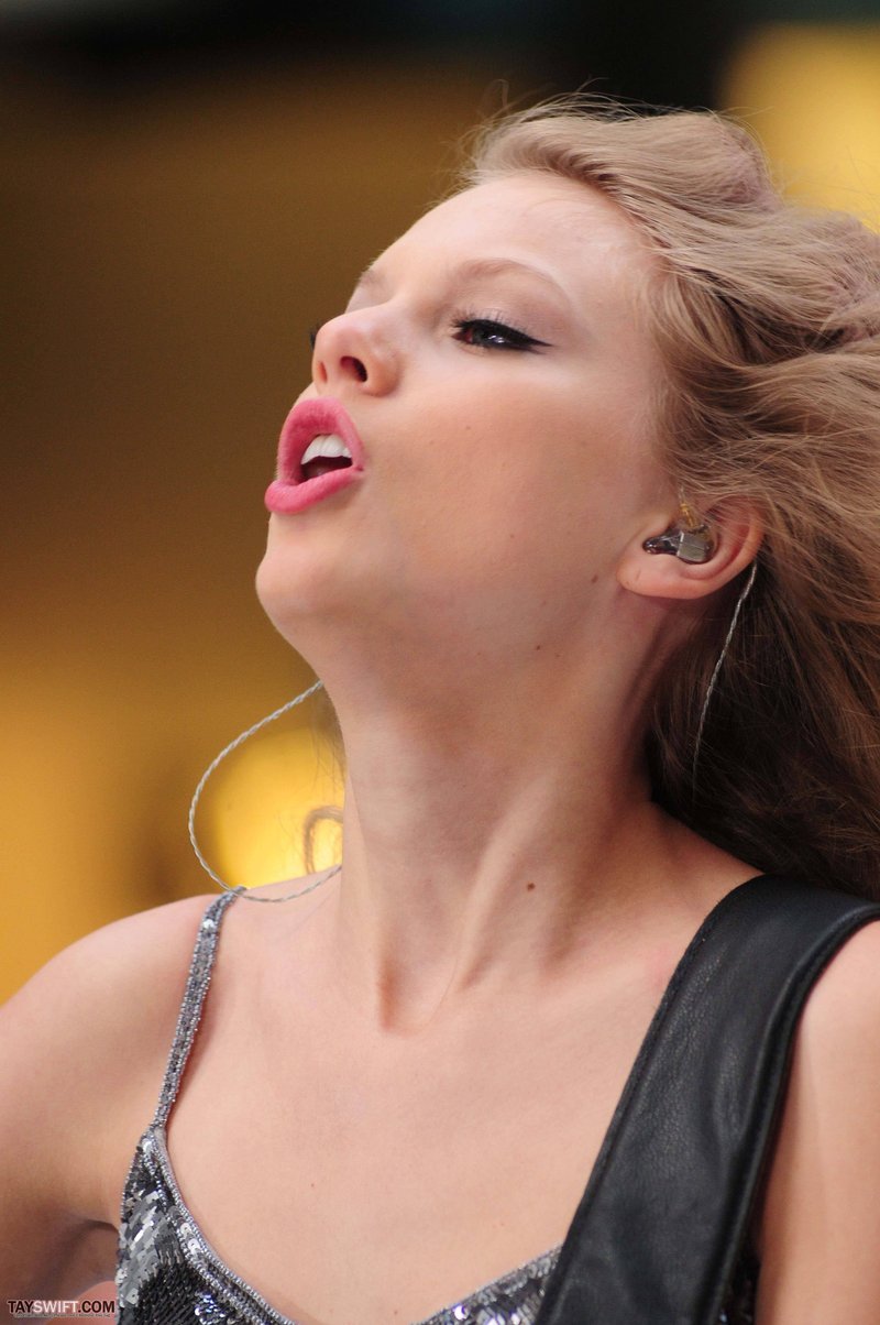 Taylor Swift at The Today Show — photo 683