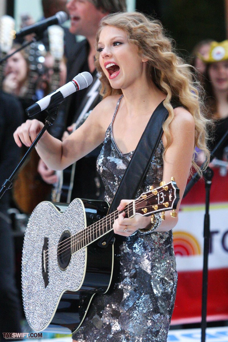 Taylor Swift at The Today Show — photo 720