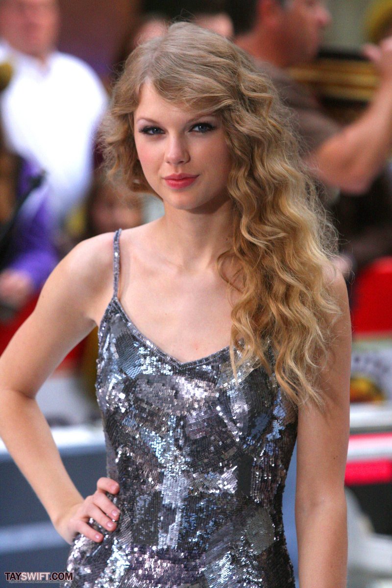Taylor Swift at The Today Show — photo 731