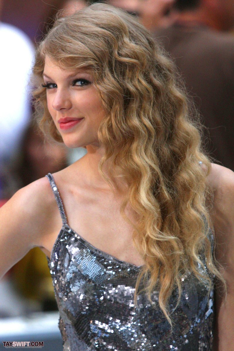 Taylor Swift at The Today Show — photo 740