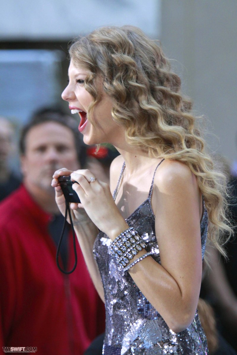 Taylor Swift at The Today Show — photo 749