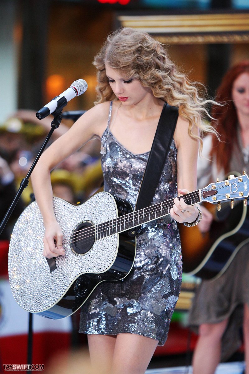 Taylor Swift at The Today Show — photo 759