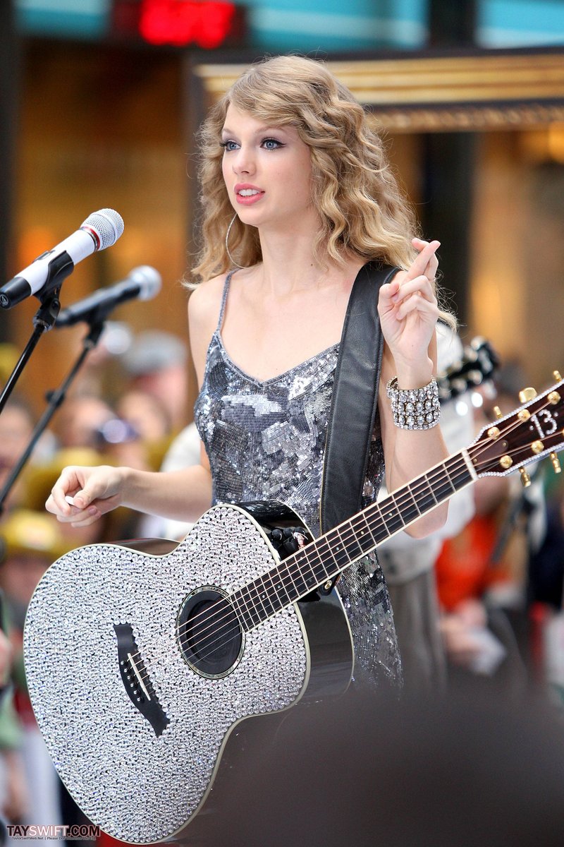Taylor Swift at The Today Show — photo 764