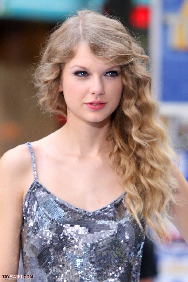 Taylor Swift at The Today Show — photo 770