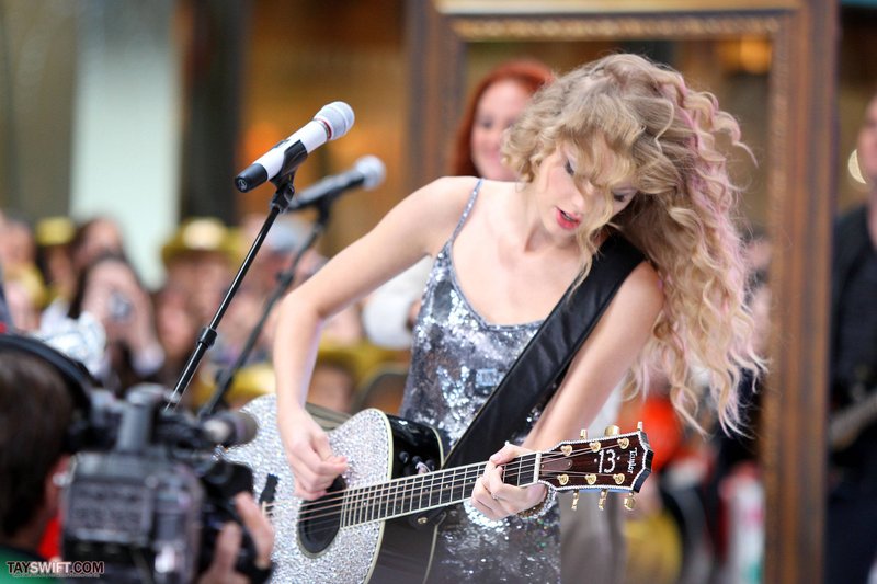 Taylor Swift at The Today Show — photo 781