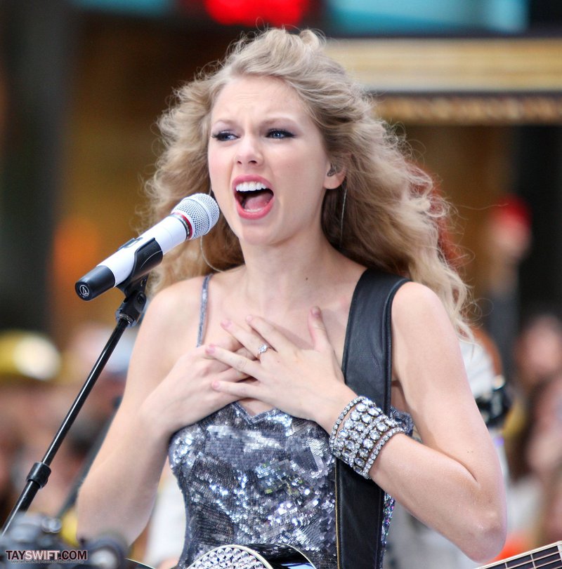 Taylor Swift at The Today Show — photo 782
