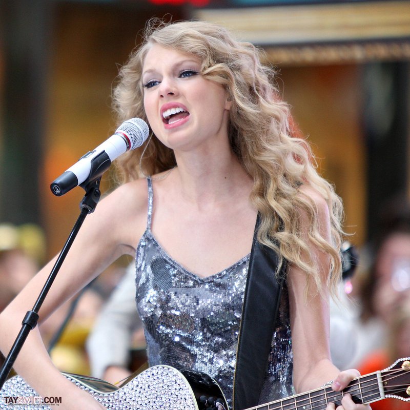 Taylor Swift at The Today Show — photo 783