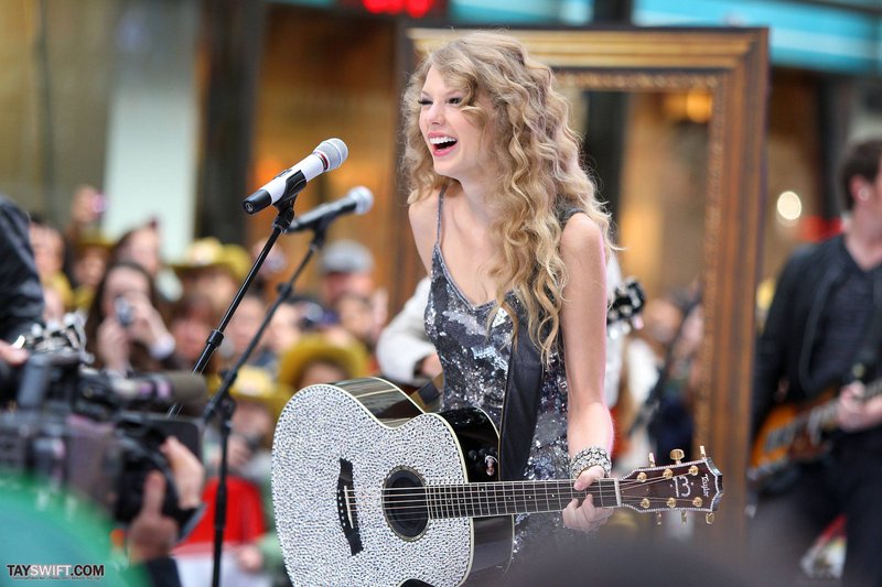 Taylor Swift at The Today Show — photo 784