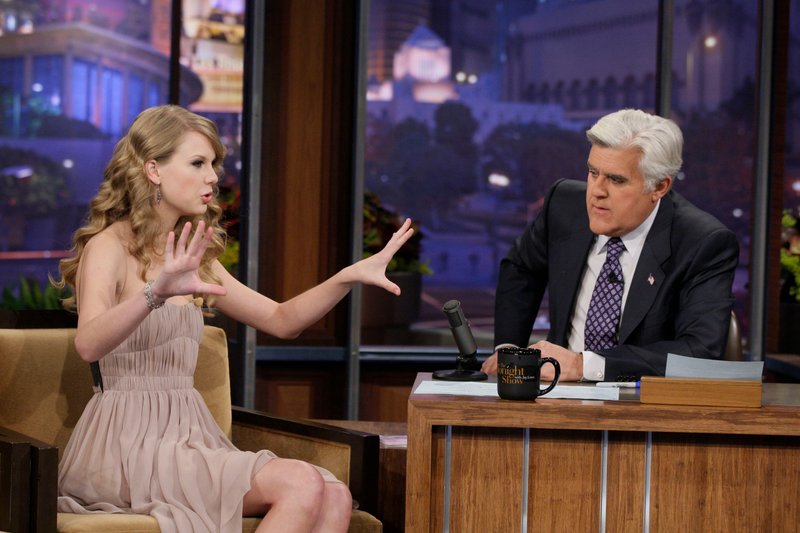 Taylor Swift at The Tonight Show With Jay Leno — photo 27
