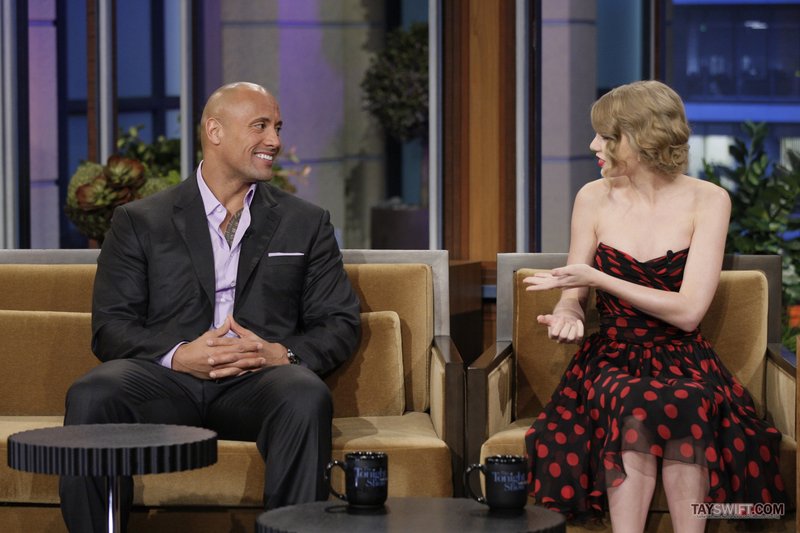 Taylor Swift at The Tonight Show With Jay Leno — photo 6