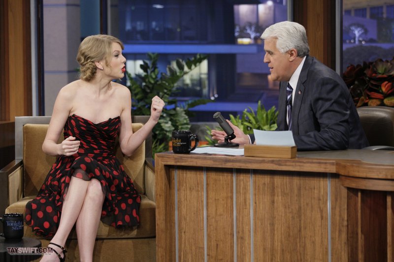 Taylor Swift at The Tonight Show With Jay Leno — photo 8