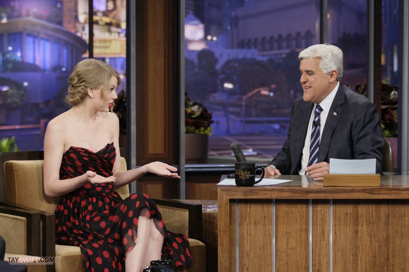 Taylor Swift at The Tonight Show With Jay Leno — photo 10