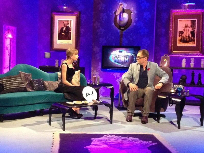 Taylor Swift at Alan Carr: Chatty Man — photo 5