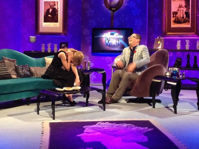 Taylor Swift at Alan Carr: Chatty Man — photo 6